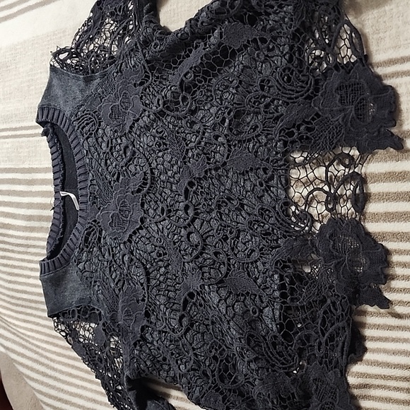 Free People “Pretty Rad” Sweater Gray Lace Crochet Split Back - Picture 6 of 8